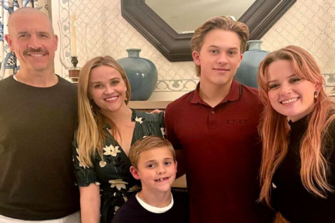 Reese Witherspoon, Nicole Kidman, Julia Roberts and other stars celebrated Thanksgiving