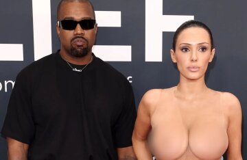 "Drop the Coat and Turn Around." Kanye West Directed Bianca Censori's Grammy Striptease