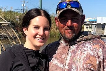 Guide and alligator hunter: what is known about Lana Del Rey's new boyfriend