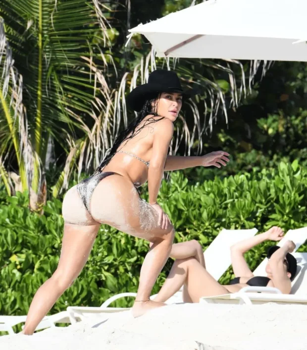 Ким Кардашьян/Фото: kimkardashian/Instagram*
