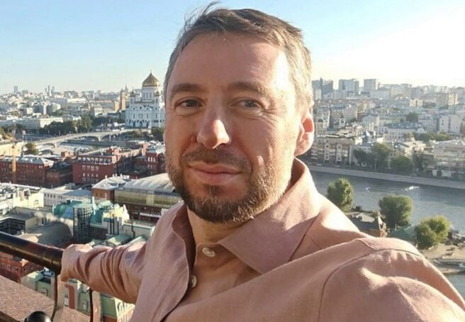 "Did you really not know about the upcoming provocation?" Vladislav Bakalchuk was released after interrogation and addressed his wife