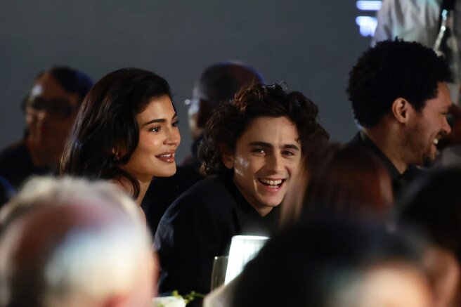 Kylie Jenner checks Timothée Chalamet's phone and bans him from being friends with his exes