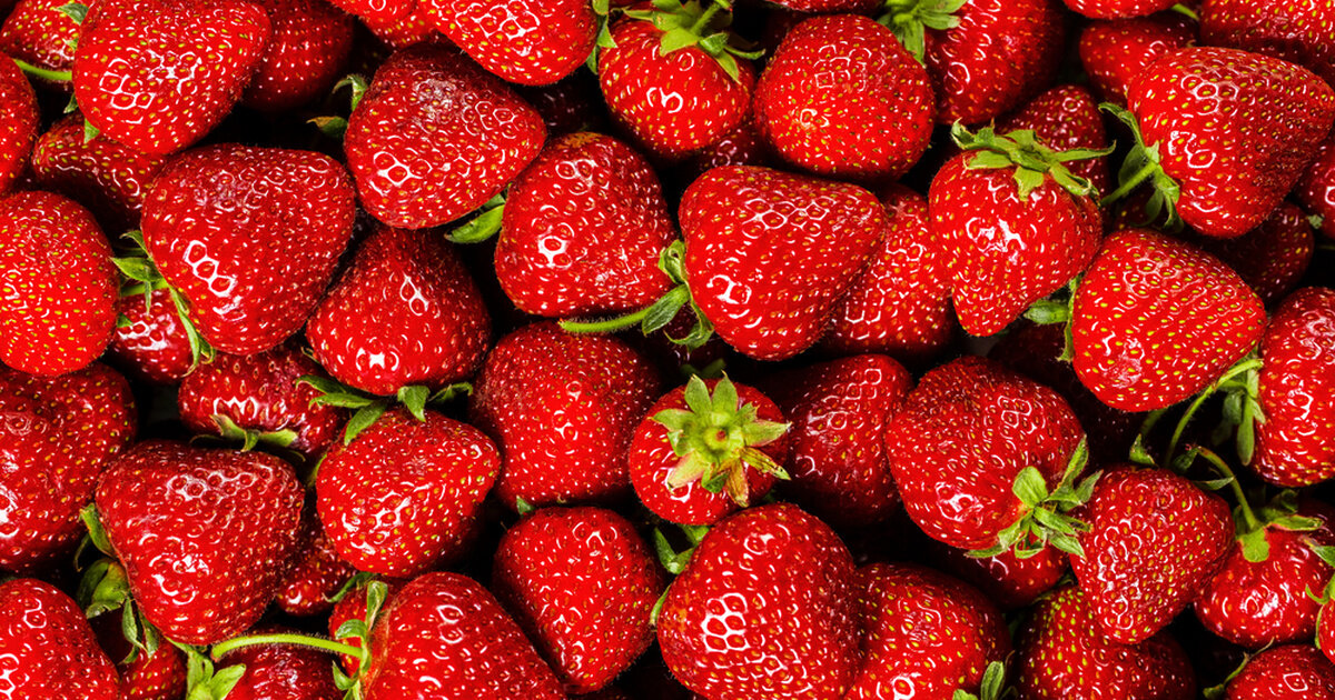 How to prepare strawberries for the winter TOP 3 simple recipes MustHub