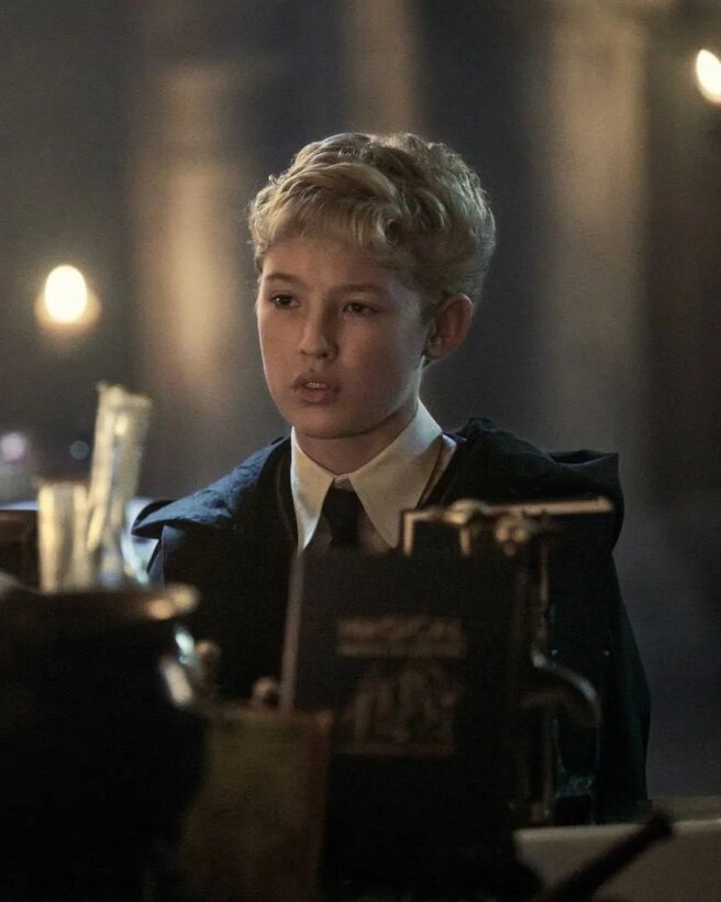 Кадры из сериала 