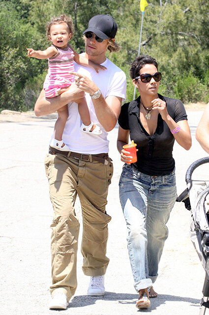 Gabrielle Aubrey and Halle Berry with daughter Nala