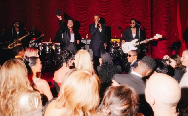 Выступление Бруно Марса