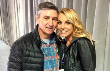 Britney Spears ' father filed a petition to terminate custody of her