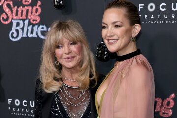 Goldie Hawn supported her daughter Kate Hudson at her New York premiere.
