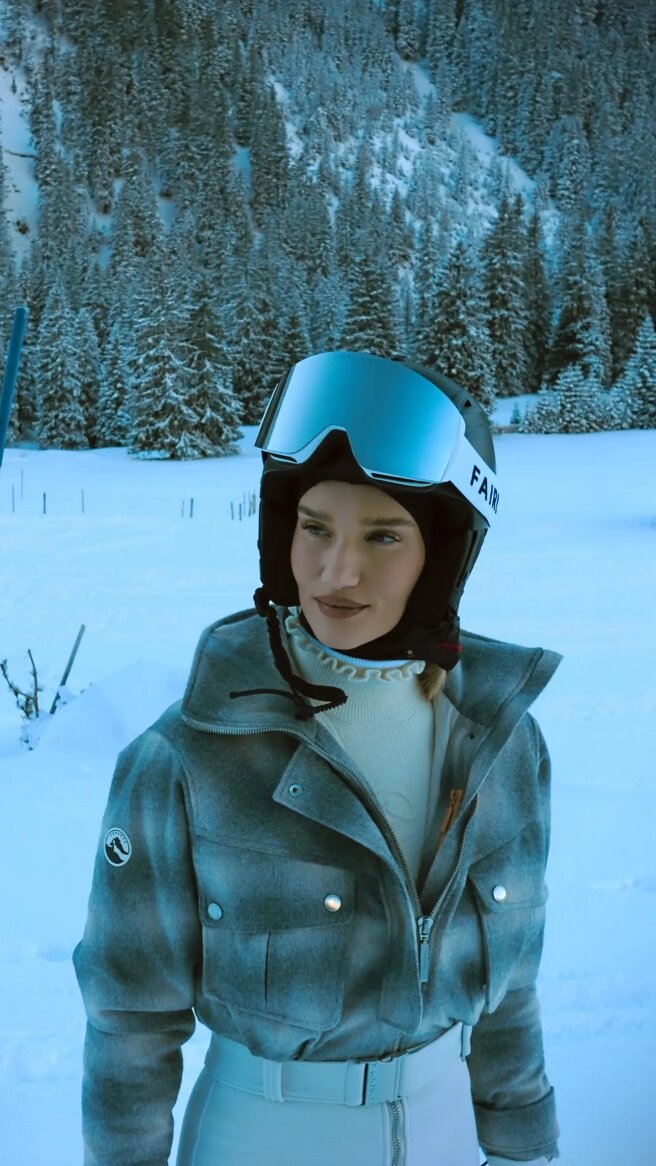 Рози Хантингтон-Уайтли