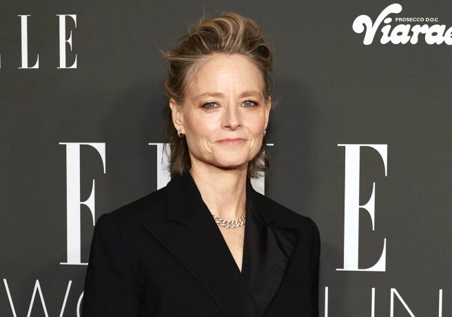 Jodie Foster criticized for saying she was "annoyed" by generation Z