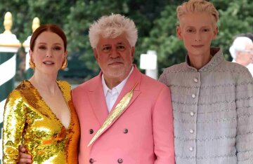 Tilda Swinton, Julianne Moore, Isabelle Huppert and Stella Maxwell at the premiere of Pedro Almodovar's film in Venice