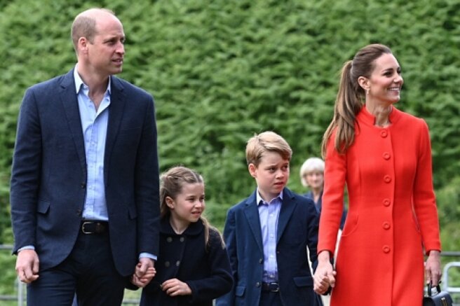 Kate Middleton and Prince William, together with their older children, attended a rehearsal of a concert in honor of the jubilee of Elizabeth II