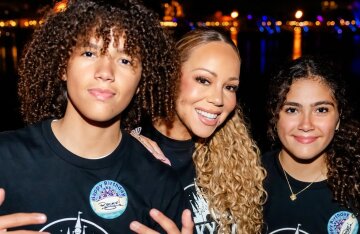 Mariah Carey showed off her son and daughter on their 15th anniversary