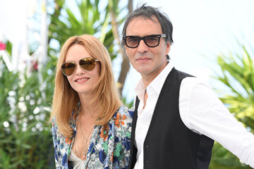A rare exit: Vanessa Paradis with her husband Samuel Benshetri presented the film in Cannes