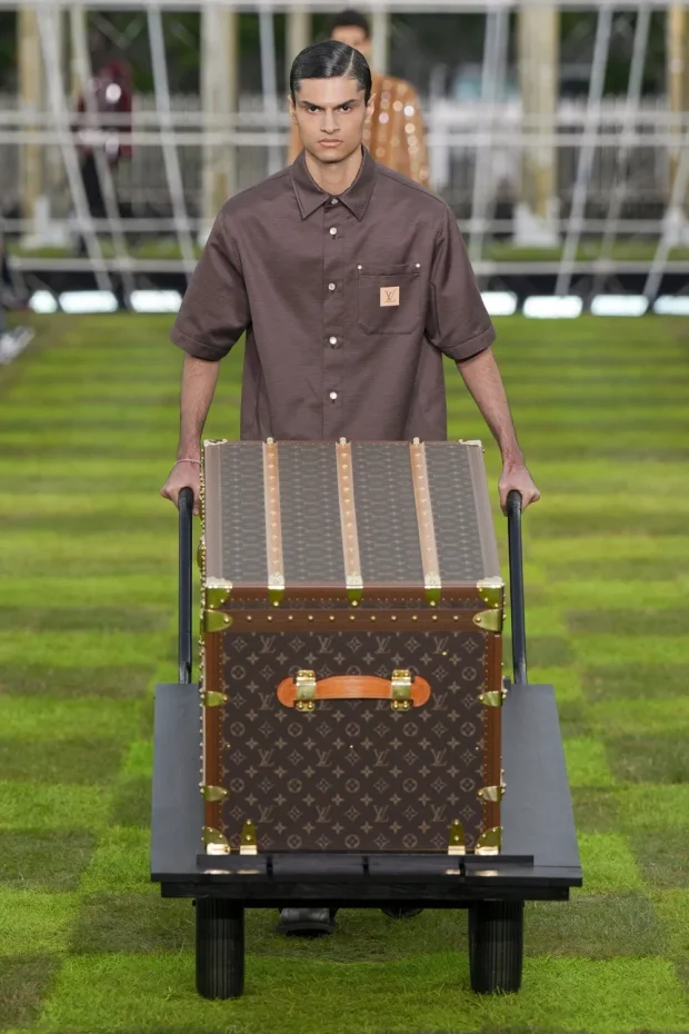Louis Vuitton весна-лето — 2025/Фото: Isidore Montag/Gorunway