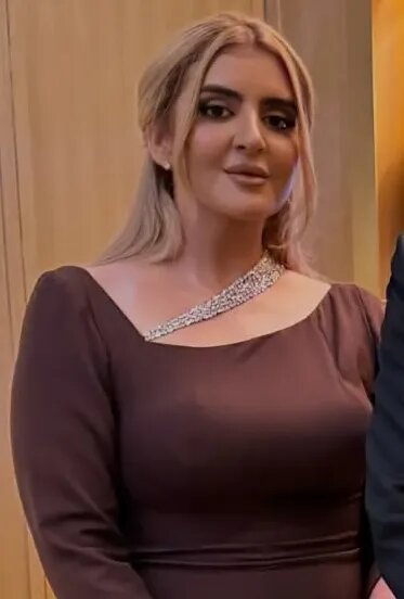 Шейха Махра на фото со стороны