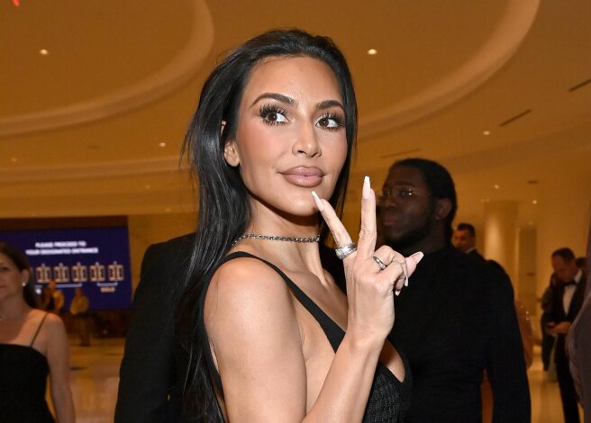 Kim Kardashian was given a silver sculpture in the shape of her brain