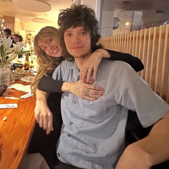 Майли Сайрус и Макс Морандо