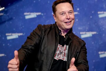 Elon Musk became the first person in history with a fortune exceeding $600 billion.