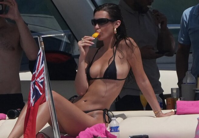 Yachts, beaches, social events: how Bella Hadid is having fun in Cannes