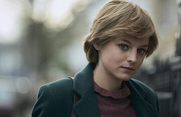 The star of the TV series "The Crown" and queer person Emma Corrin spoke about her gender identity