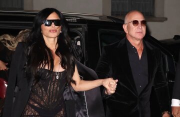 Lauren Sanchez in a transparent dress and Jeff Bezos at the Dolce&Gabbana party