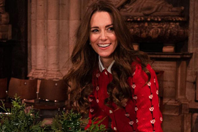 Kate Middleton showed how she decorated the Christmas tree at Westminster Abbey