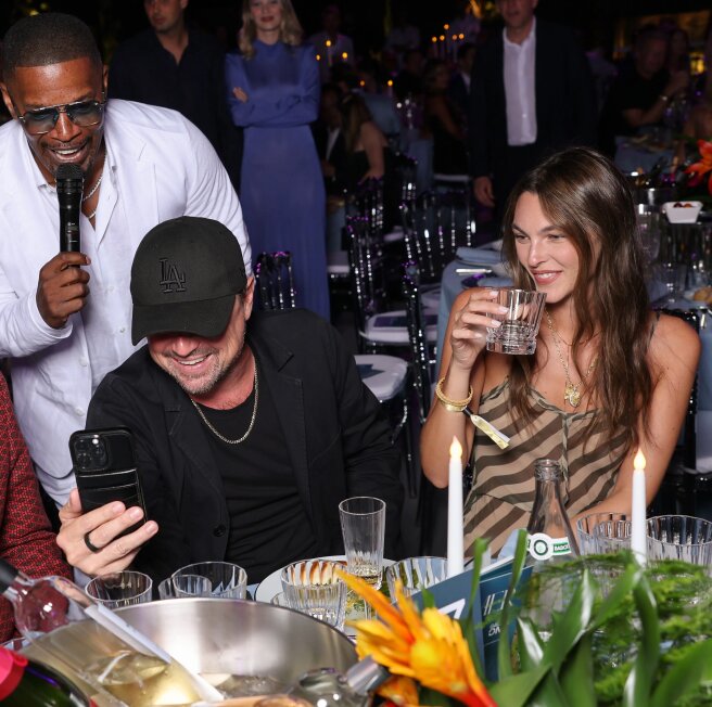 Джейми Фокс, Леонардо ДиКаприо и Виттория Черетти летом 2025 года