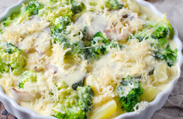 Palm Sunday Fish Dish recipe: fish and broccoli casserole