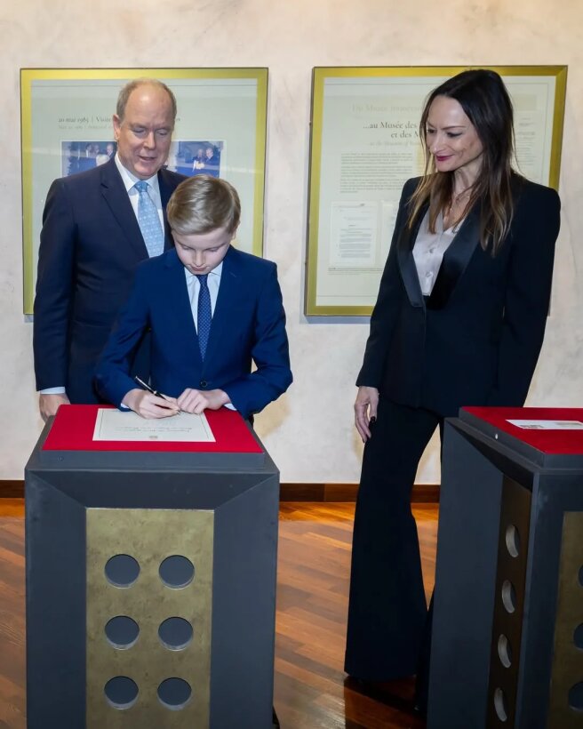 Князь Монако Альбер II с сыном Жаком