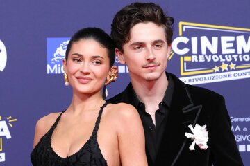 Kylie Jenner and Timothée Chalamet will spend the holidays together: Insiders deny rumors of a breakup.