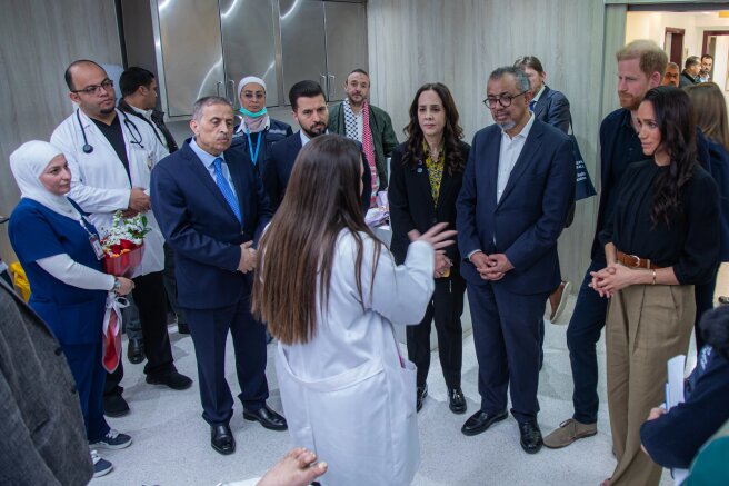 Принц Гарри и Меган Маркл во время поездки