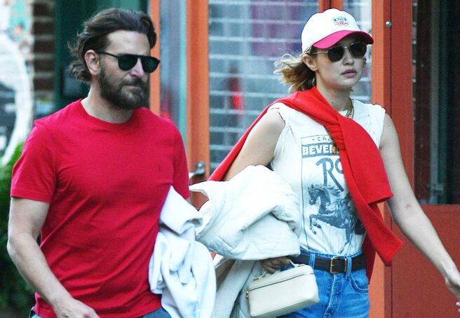 Gigi Hadid and Bradley Cooper walked around New York in pairs