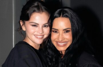 Childhood friends Selena Gomez and Demi Lovato met for the first time in 10 years.