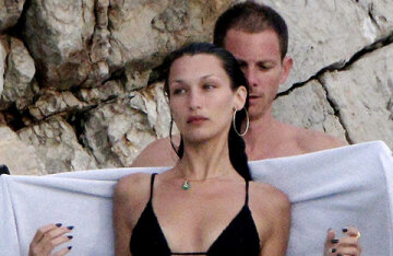 In her free time from the prime minister: Bella Hadid is relaxing with her new alleged boyfriend