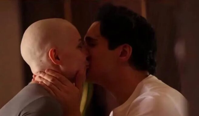 Лерчек со своим женихом Луисом Сквиччиарини