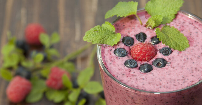 Berry smoothies: TOP 5 summer recipes
