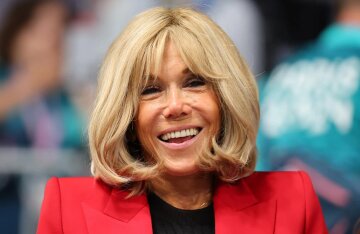 Two women fined in Paris for claiming Brigitte Macron was born a man*