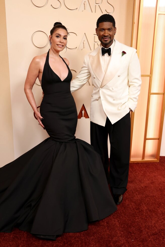 Дженнифер Гойкоэчеа и Usher 