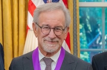 Steven Spielberg said he believes in the existence of UFOs