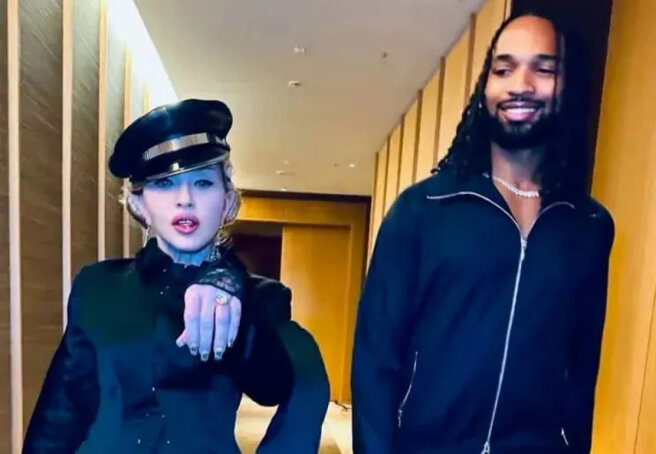 67-year-old Madonna has secretly gotten engaged to her 29-year-old boyfriend: they are planning a wedding and are about to sign a prenuptial agreement.