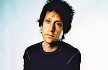 The Cure guitarist Perry Bamount has died.