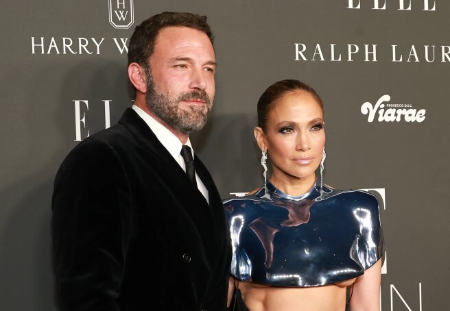 "It's not over yet." An insider spoke about the relationship between Ben Affleck and Jennifer Lopez, who canceled her tour to “spend more time with her family.”