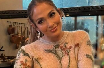 How Jennifer Lopez, Selena Gomez, Kate Beckinsale and Others Celebrated Thanksgiving