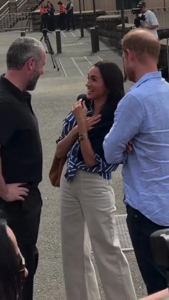 Кадры из видео Меган Маркл