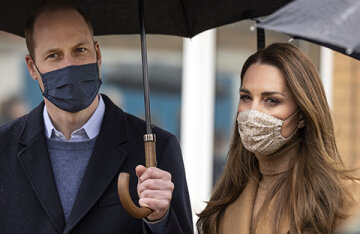 Kate Middleton and Prince William visit London ambulance station