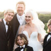 Gwen Stefani has published new pictures from the wedding with Blake Shelton