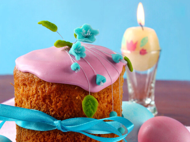 Easter cakes