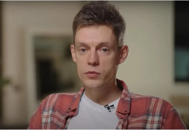 Yuri Dud* was sentenced in absentia to 1 year and 10 months in prison for violating his duties as a foreign agent.