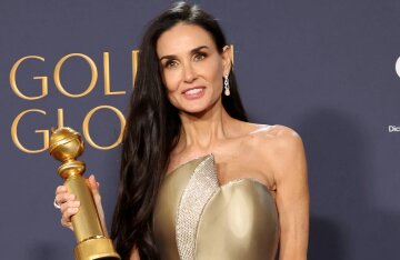 Demi Moore Called to 'Cancel' and Strip Golden Globe Over Video of Her Kissing 15-Year-Old Actor